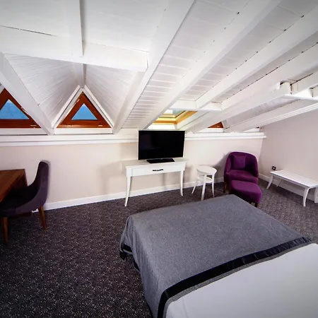Montania Special Class Hotel