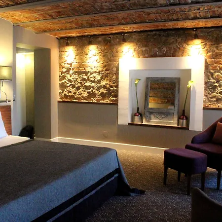 Montania Special Class 호텔