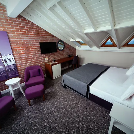 호텔 Montania Special Class 4*