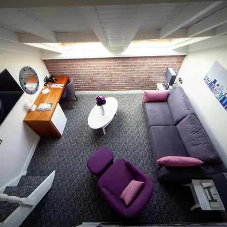 Montania Special Class 호텔