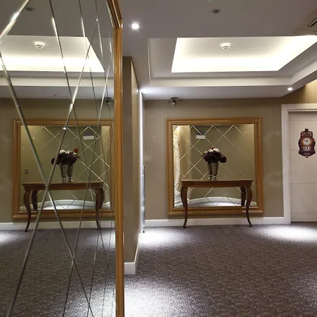 Montania Special Class Hotel