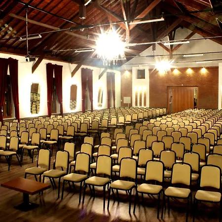 호텔 Montania Special Class