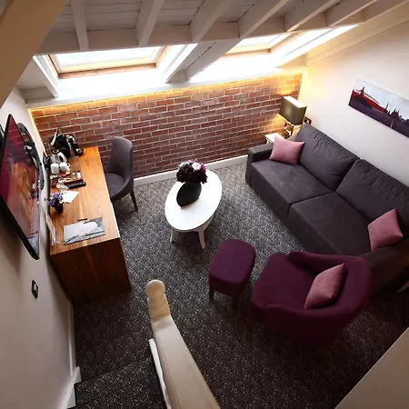 فندق مونتانيا سبيشيال كلاس 4*