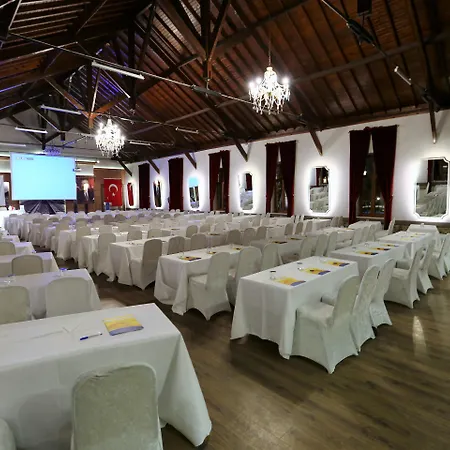 فندق مونتانيا سبيشيال كلاس مودائْيا