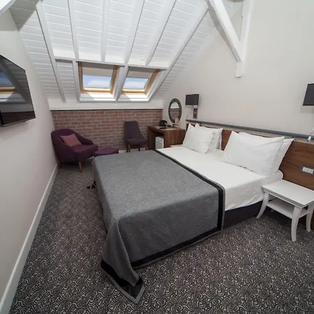 مونتانيا سبيشيال كلاس فندق