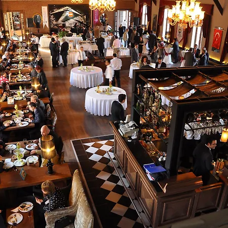 مونتانيا سبيشيال كلاس فندق مودائْيا