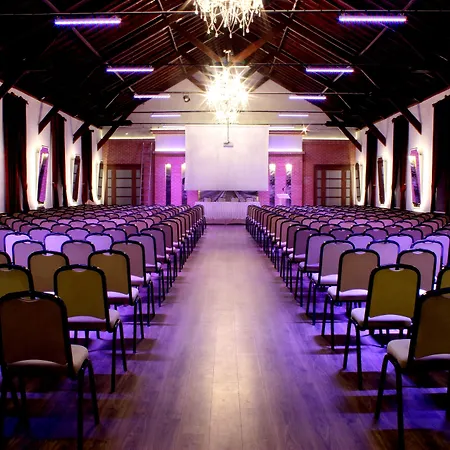 مونتانيا سبيشيال كلاس فندق 4*